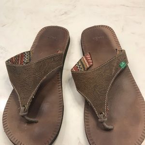 Sanuk flip flops